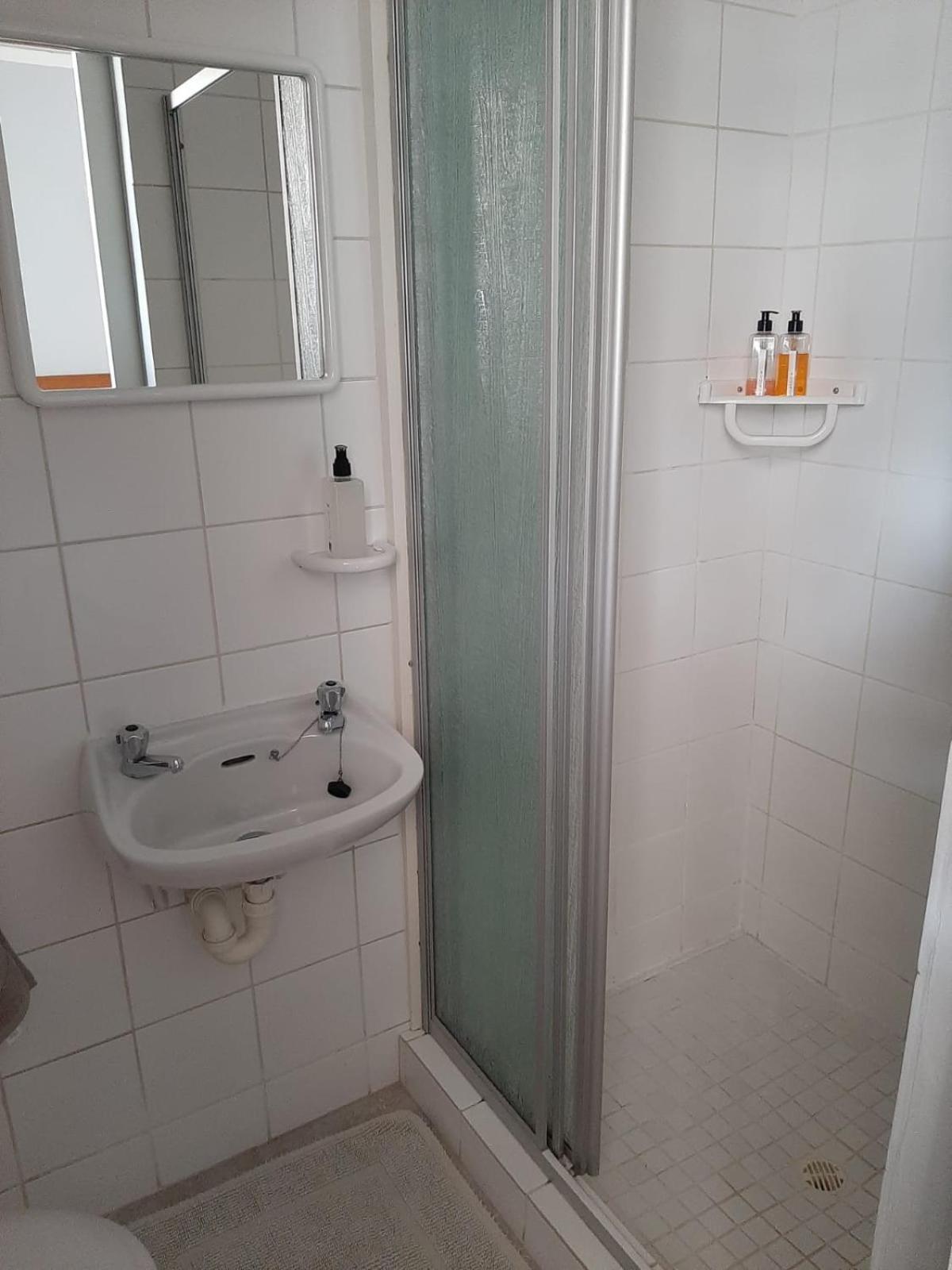De Oude Yotclub Bed & Breakfast Оудсхорн Екстериор снимка